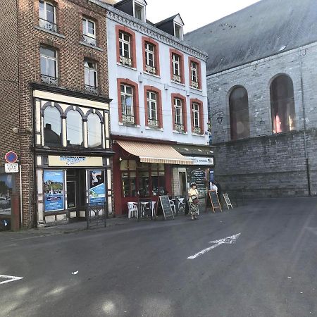 Charmant T2 Centre Ville Givet Eksteriør billede
