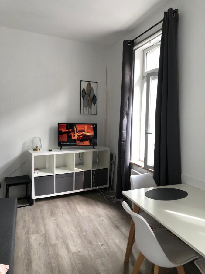 Charmant T2 Centre Ville Givet Eksteriør billede
